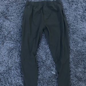 Lululemon green surge track joggers